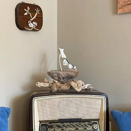 Villa Next To The Sea!! Myrties