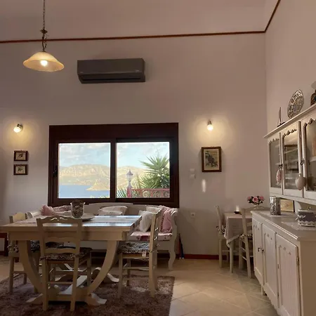 Villa Next To The Sea!! *