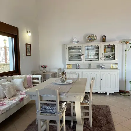 Next To The Sea!! Myrties