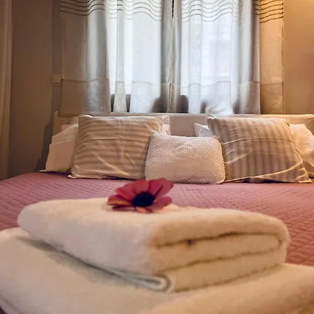 Villa Next To The Sea!!