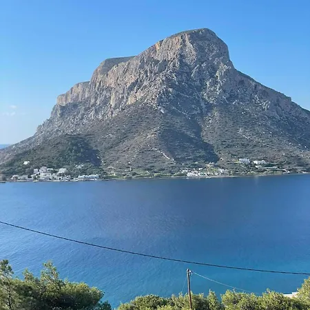 Villa Next To The Sea!! Myrties