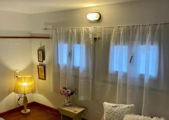 Next To The Sea!! فيلة *