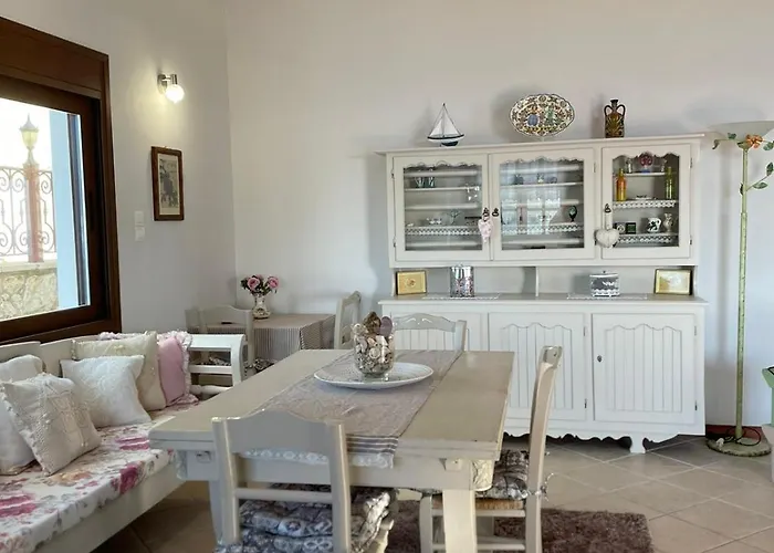 Next To The Sea!! Myrties